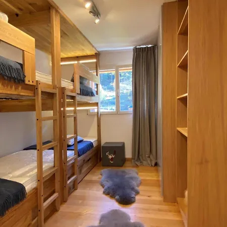 Romaine Apartment *